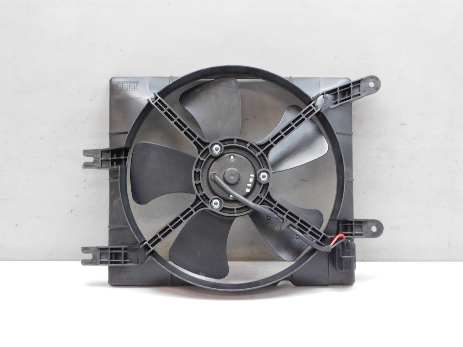 Вентилятор радиатора Chevrolet Lacetti 2004>