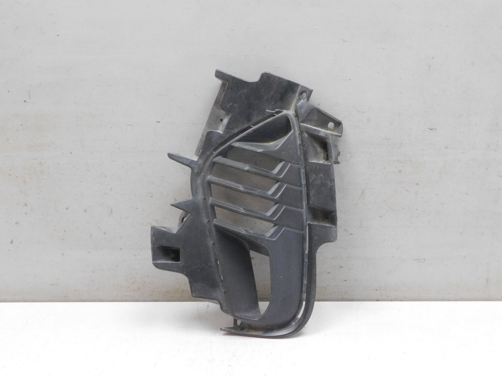 Решетка в бампер левая Kia K5 2020>