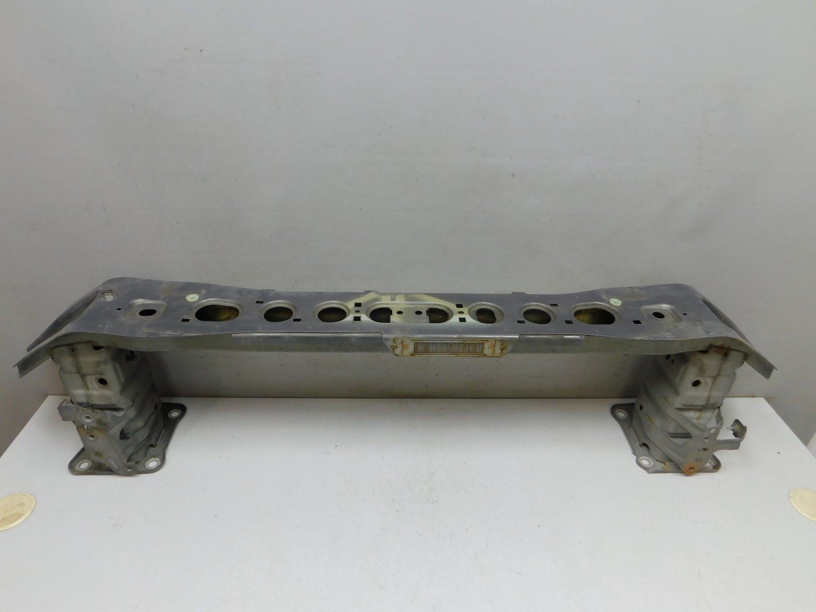 Усилитель переднего бампера Ford Focus III 2011>