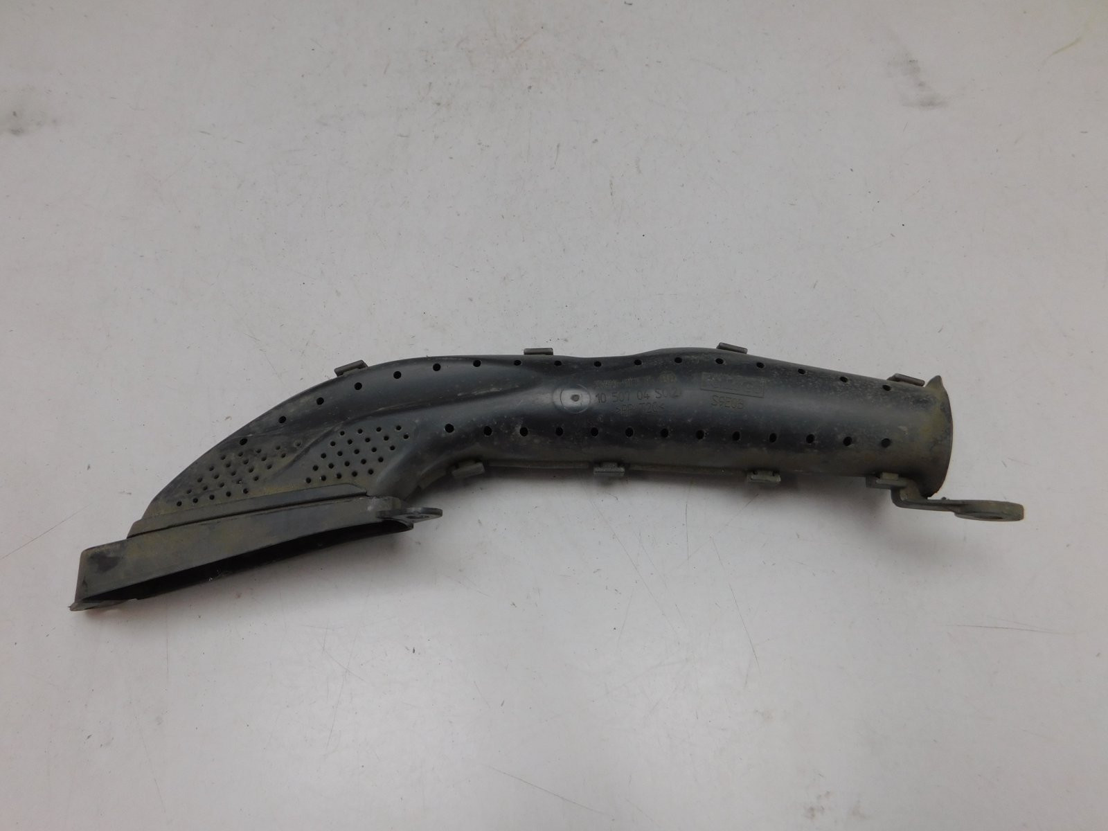 Воздухозаборник Ford Focus III 2011>