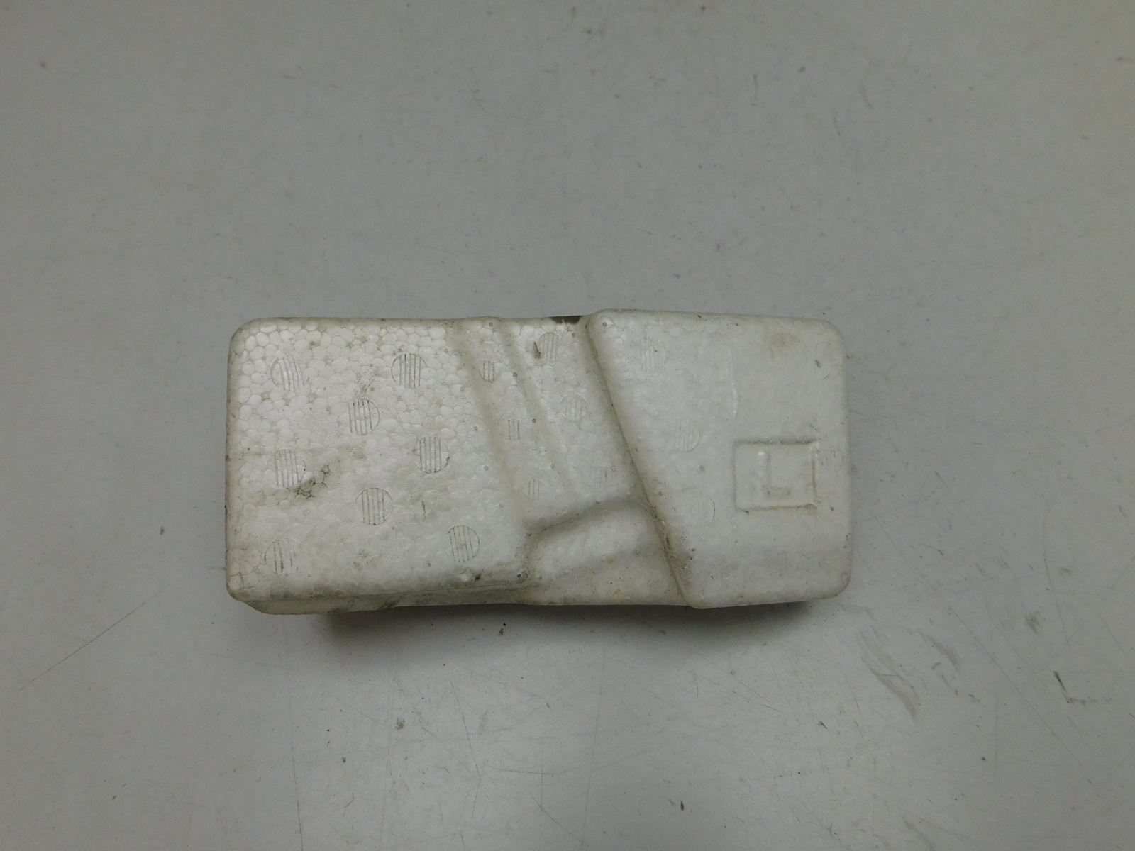 Усилитель переднего бампера Mitsubishi ASX 2010>