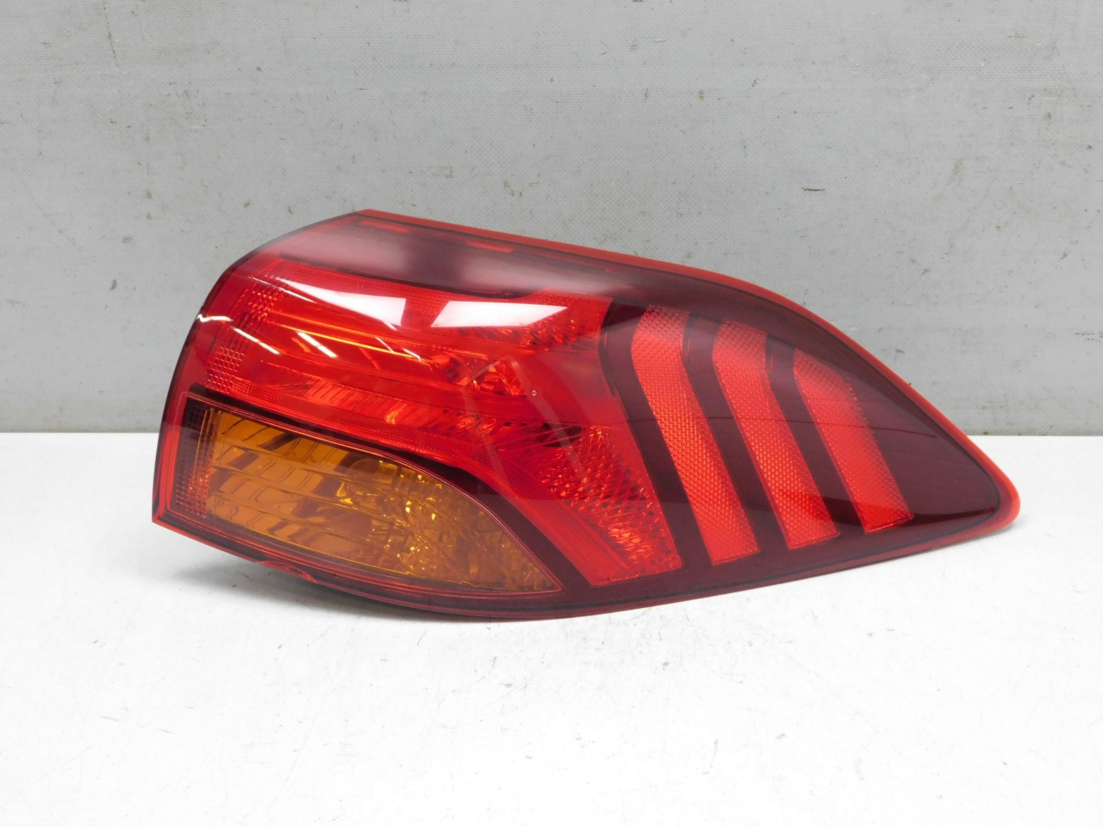 Фонарь задний наружный правый Hyundai Tucson III 2015-2021