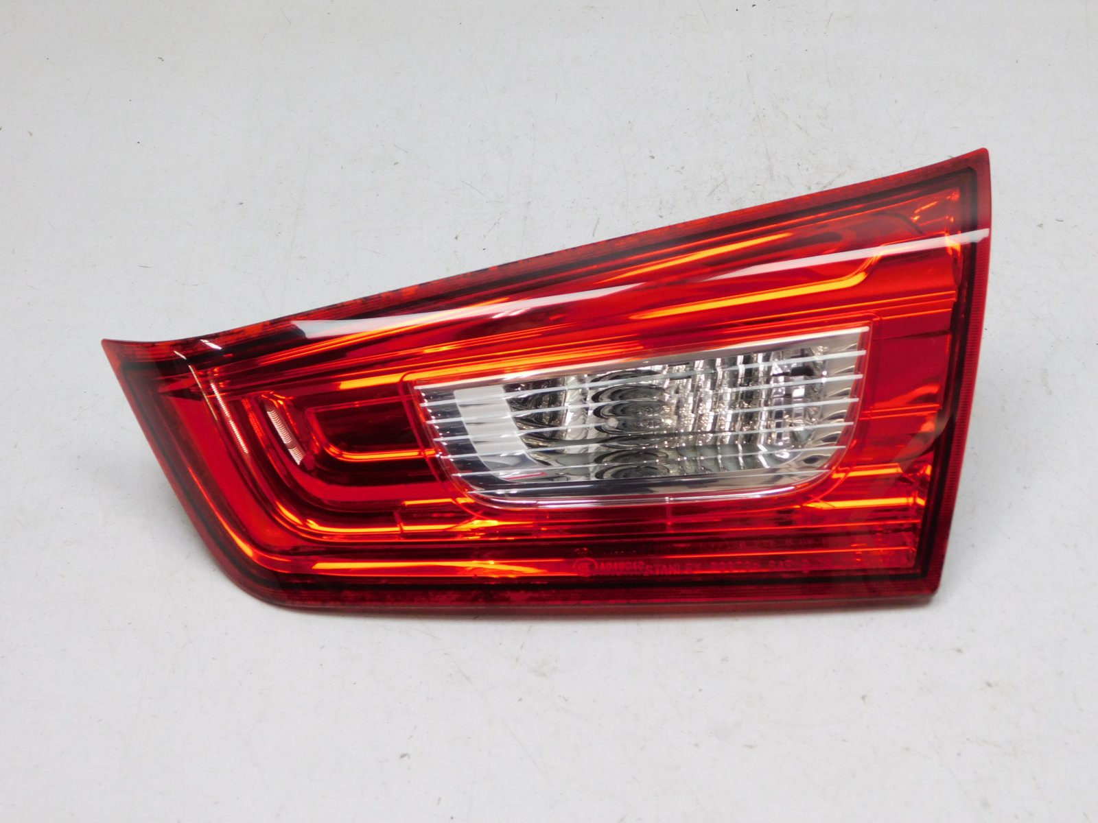 Фонарь задний внутренний правый Mitsubishi ASX 2010>