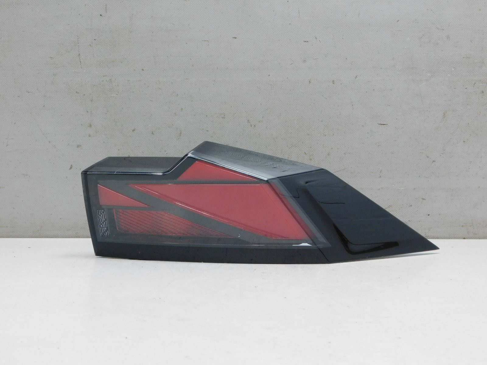 Фонарь задний наружный правый Changan UNI-V 2022>