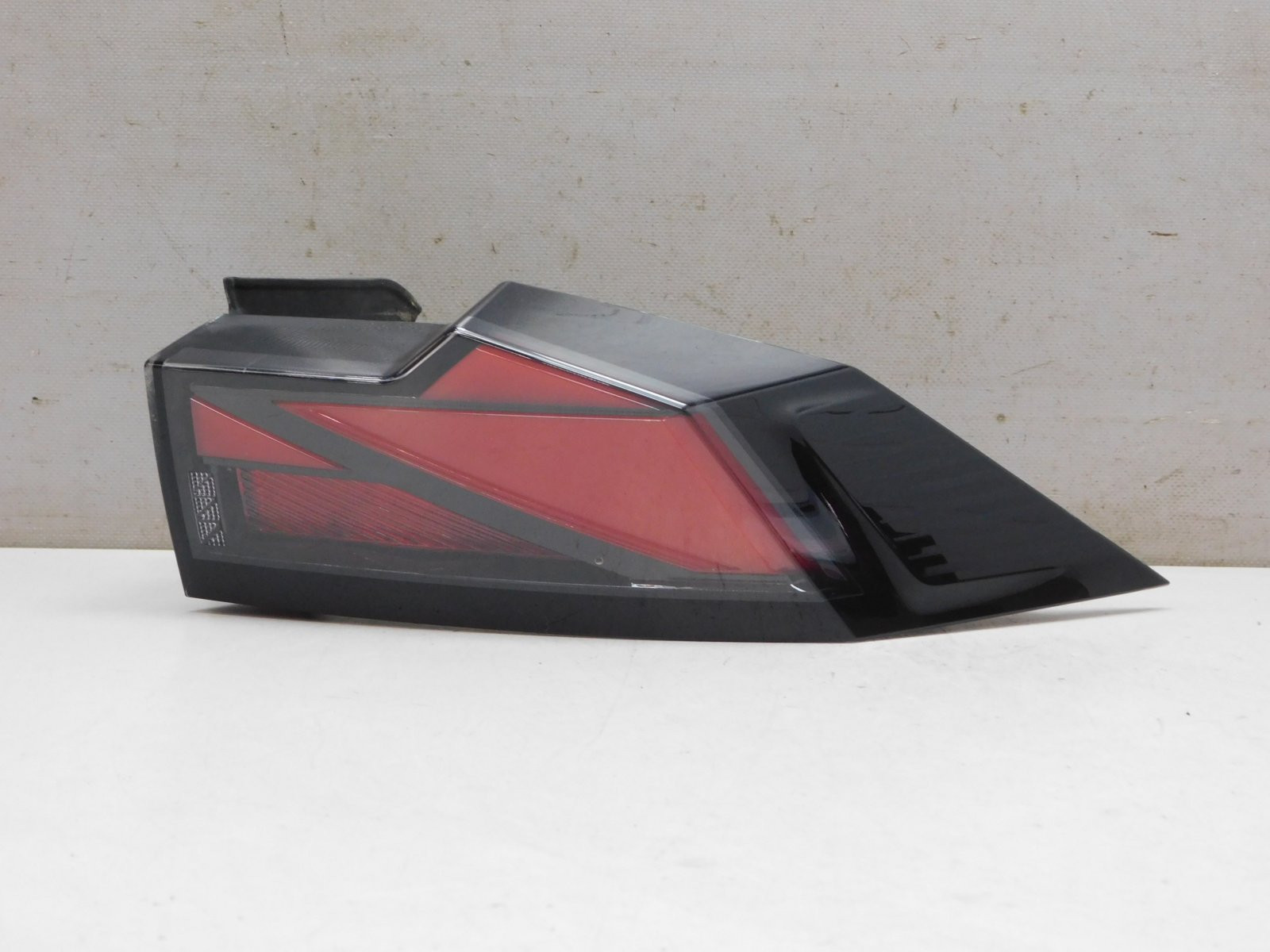 Фонарь задний наружный правый Changan UNI-V 2022>