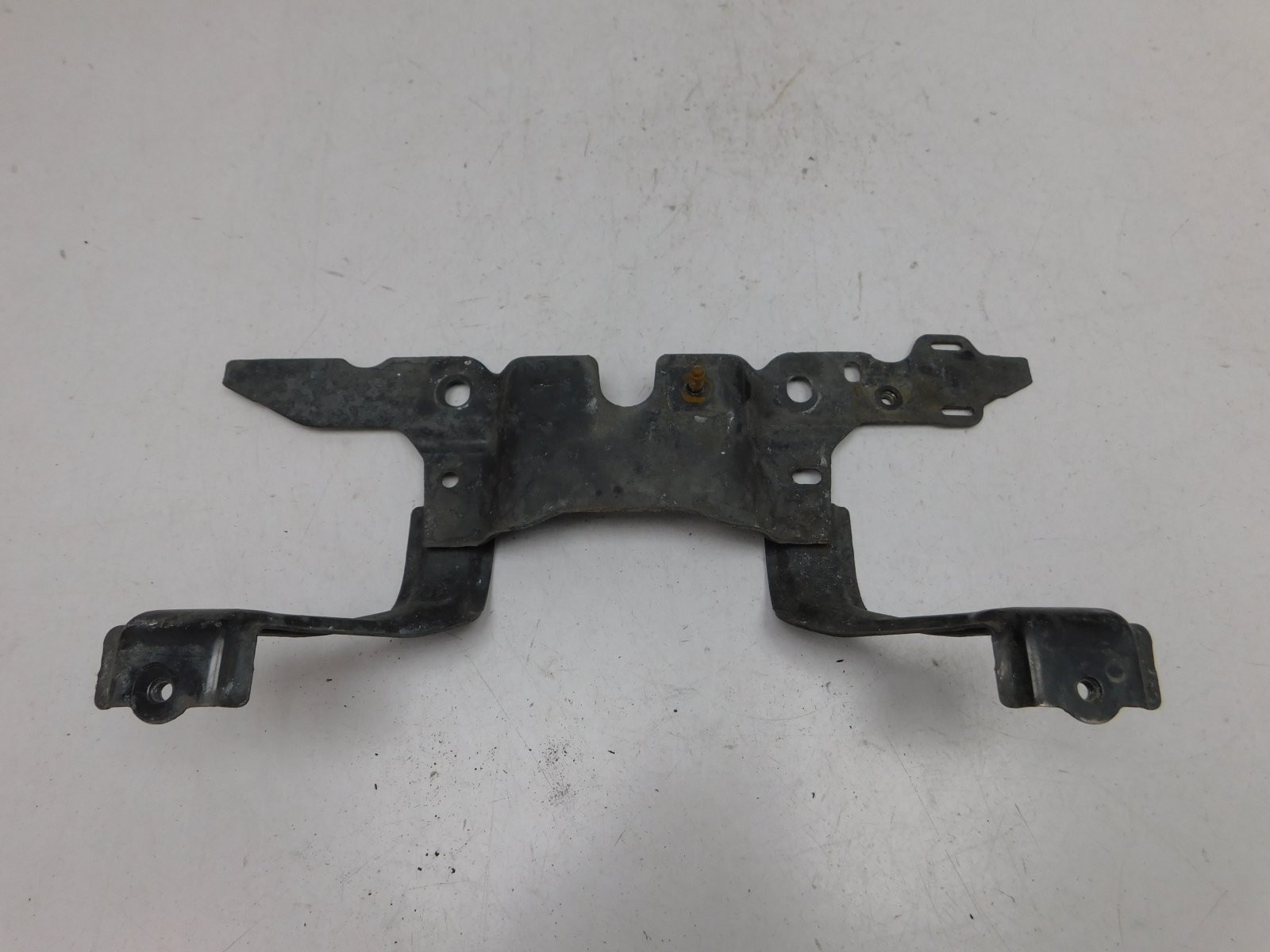 Кронштейн замка капота Mazda 6 (GJ/GL) 2013>