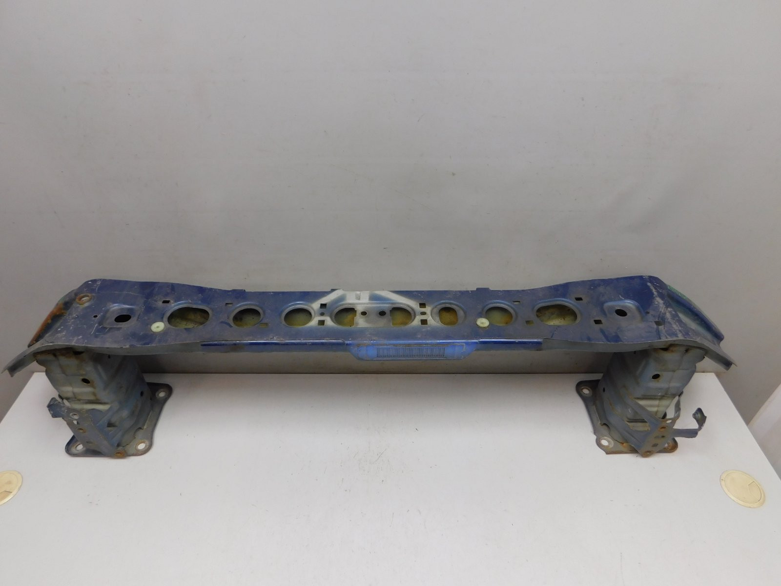 Усилитель переднего бампера Ford Focus III 2011>