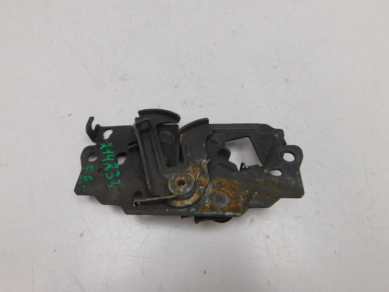 Замок капота Ford Focus III 2011>