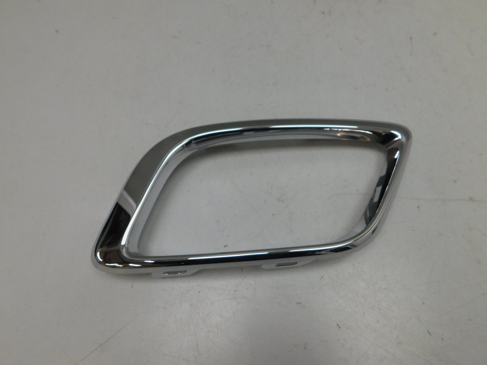 Рамка для противотуманных фар Renault Logan II 2014>