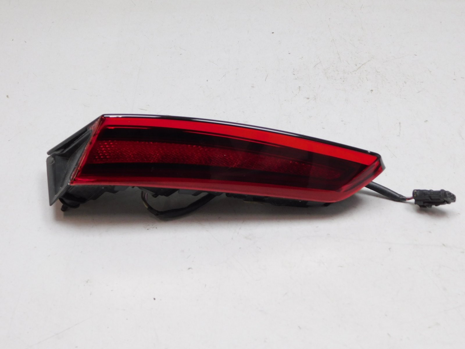 Фонарь задний внутренний левый Hyundai Sonata VIII 2019>