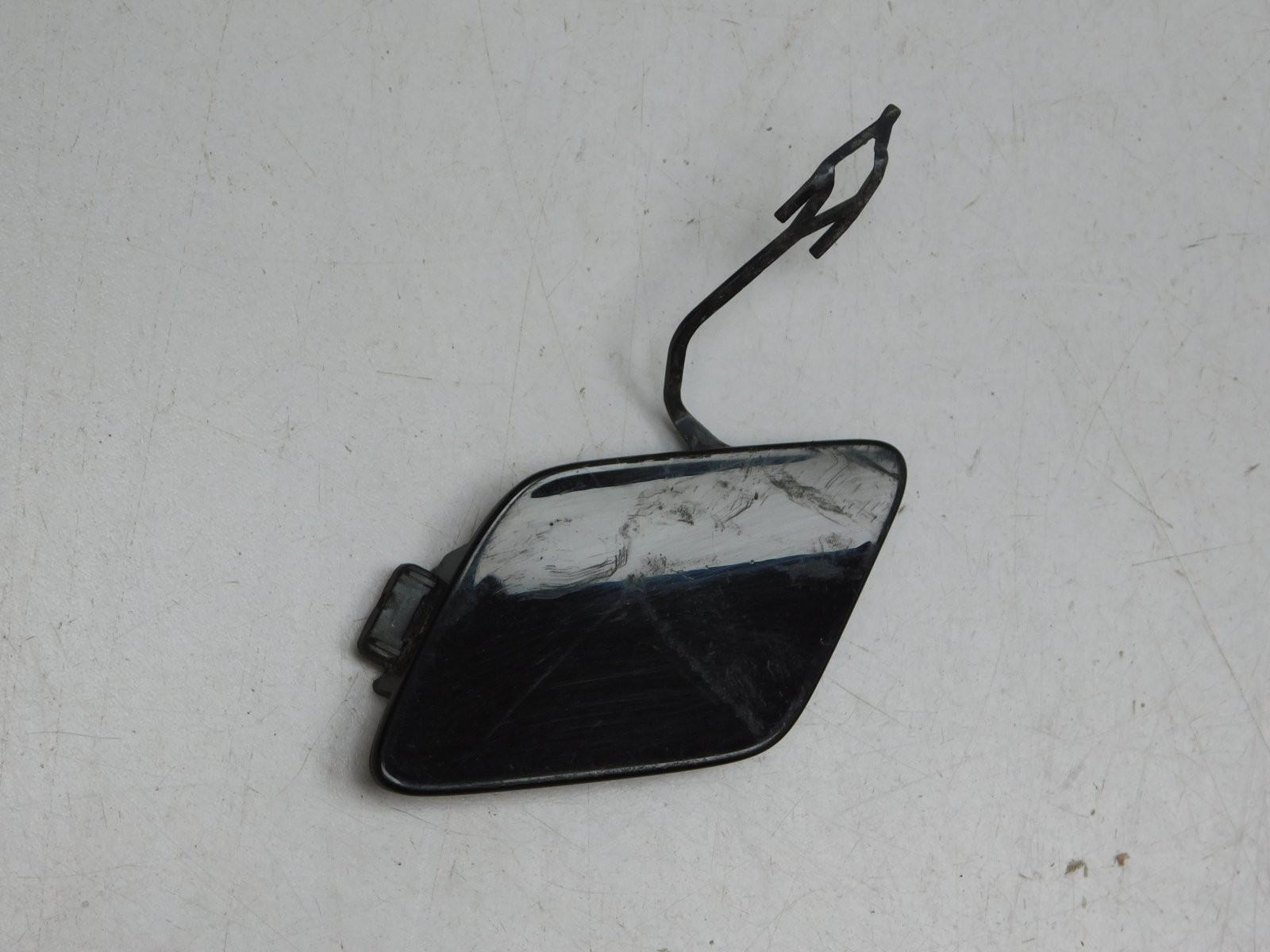 Заглушка буксировочного крюка Audi A6 (C8,4K) 2018>