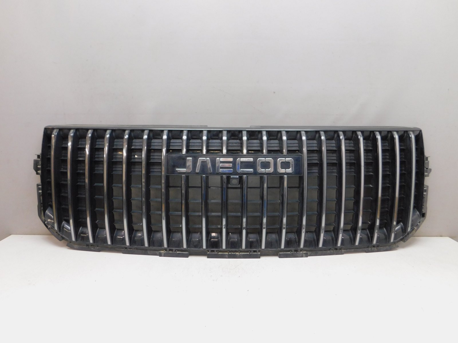 Решетка радиатора Jaecoo J7 2023>