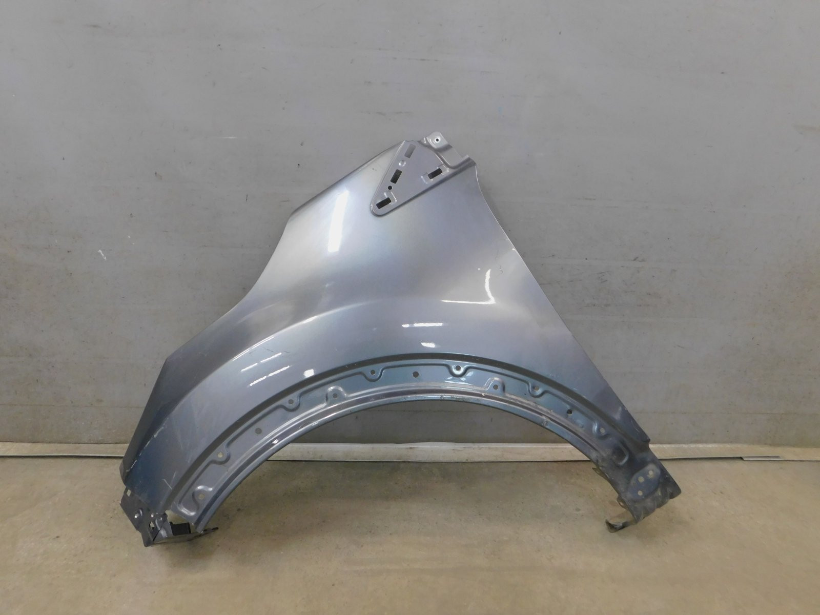 Крыло переднее левое Renault Kaptur 2016>