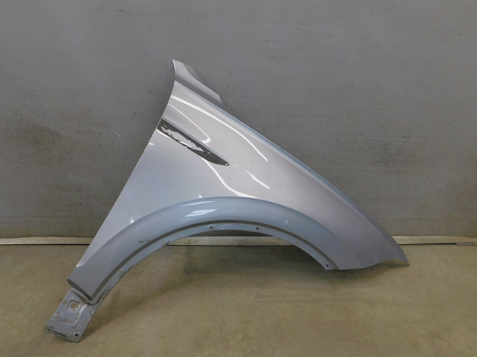 Крыло переднее правое Volkswagen Touareg 2018>