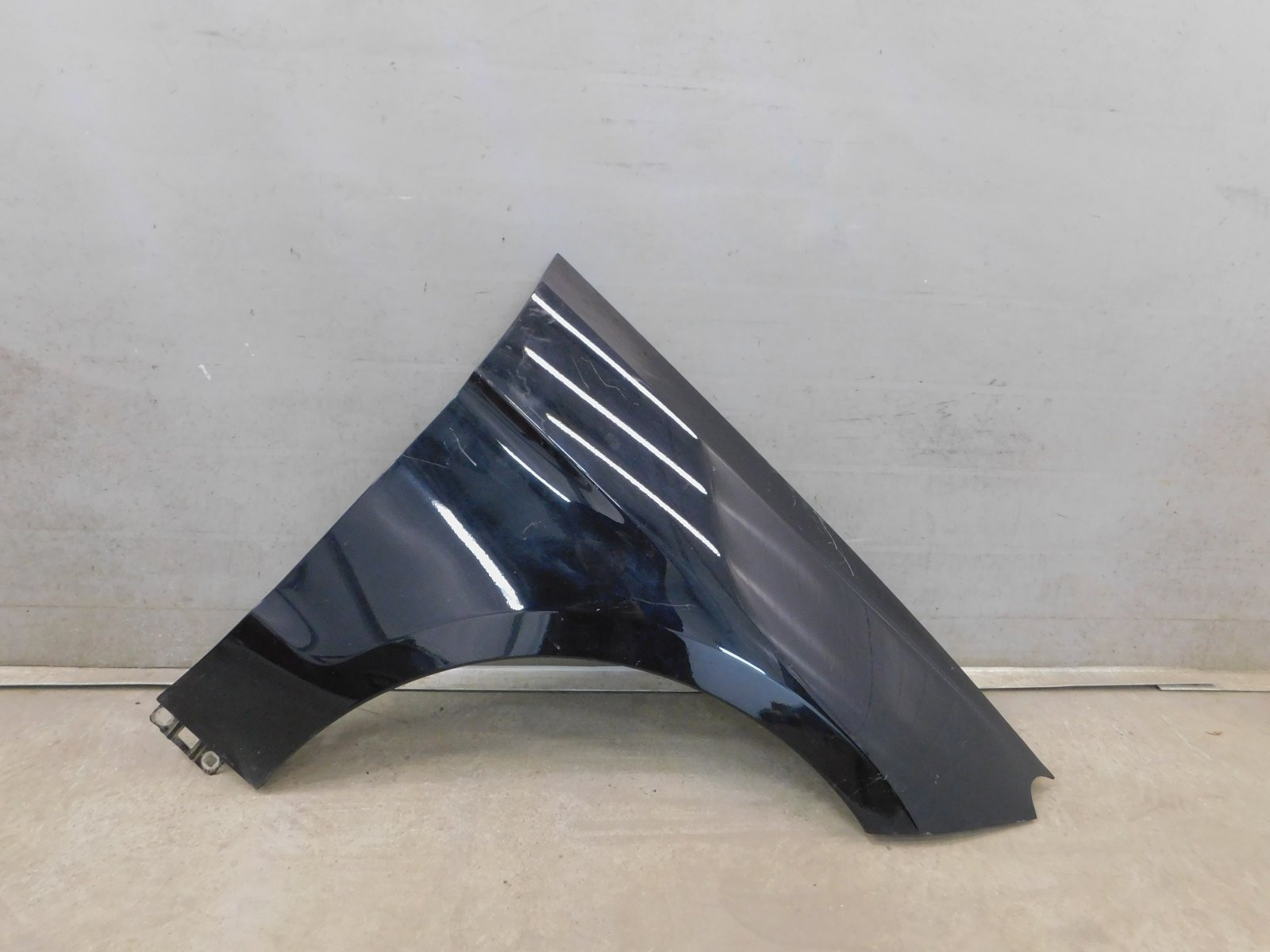 Крыло переднее правое Mercedes-Benz M-Klasse (ML/GLE) W166 2011>