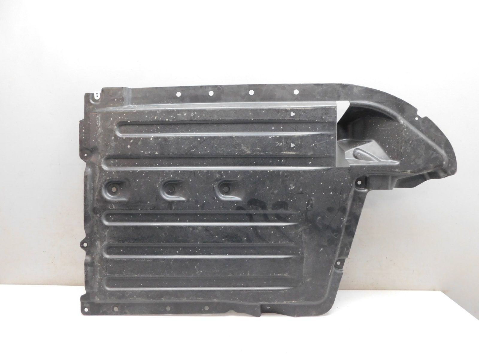 Пыльник BMW X5 G05 2018>