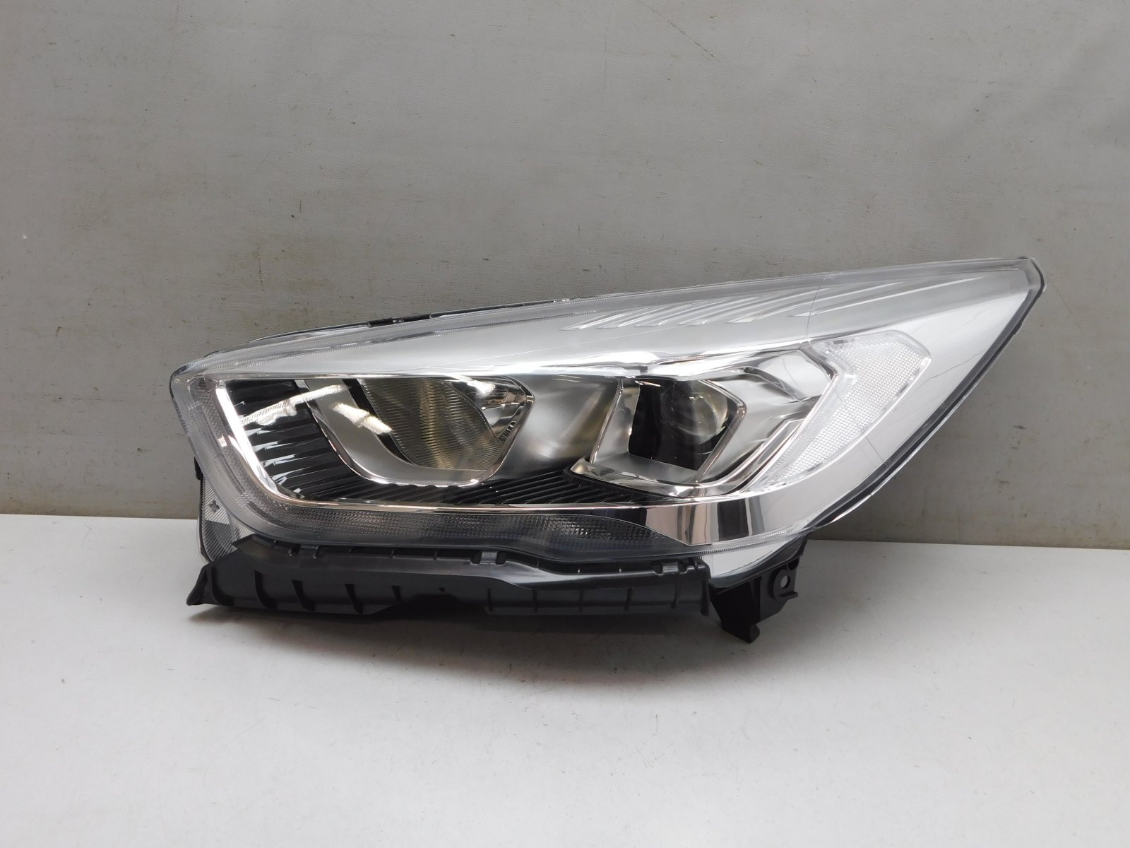 Фара левая Ford Kuga 2012>