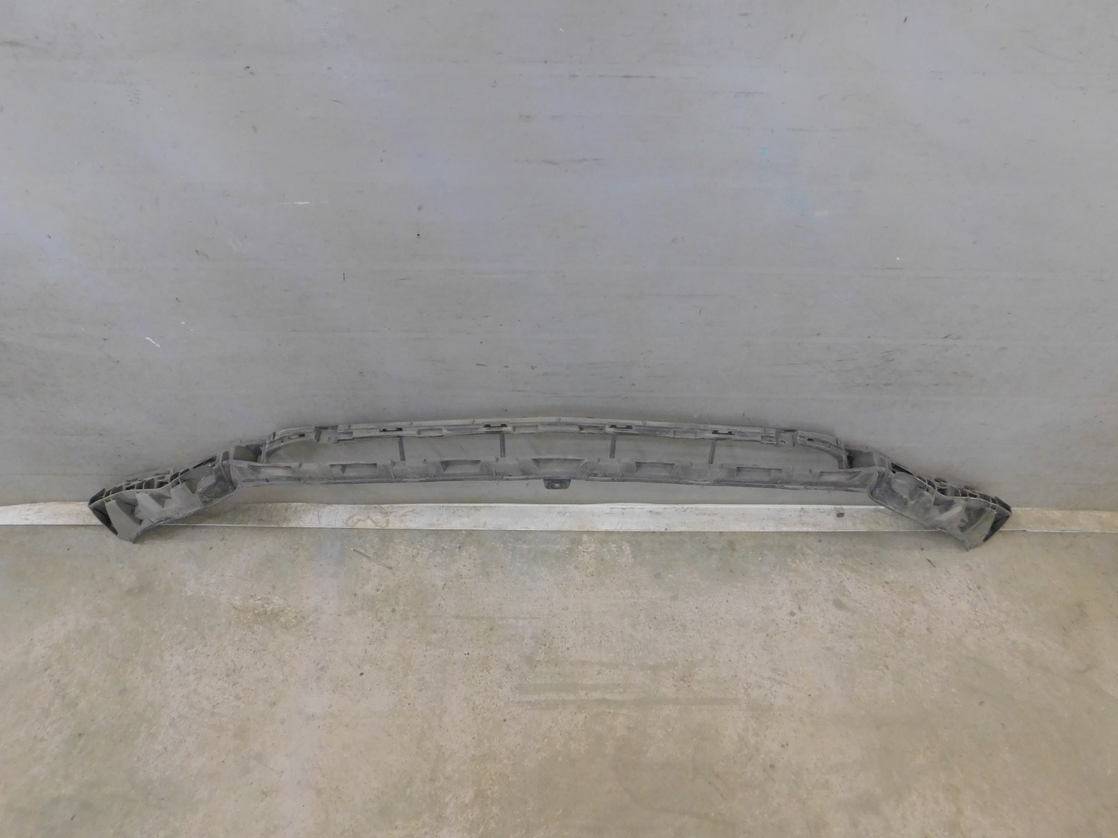 Кронштейн переднего бампера Mercedes-Benz E-Klasse W213 2016>