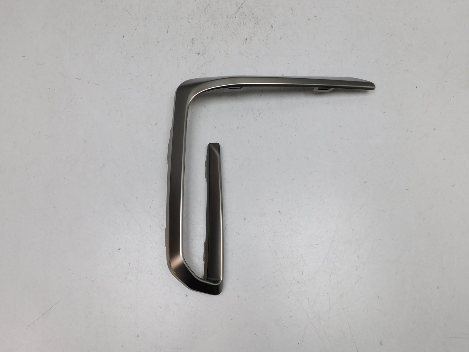 Накладка переднего бампера BMW X5 G05 2018>