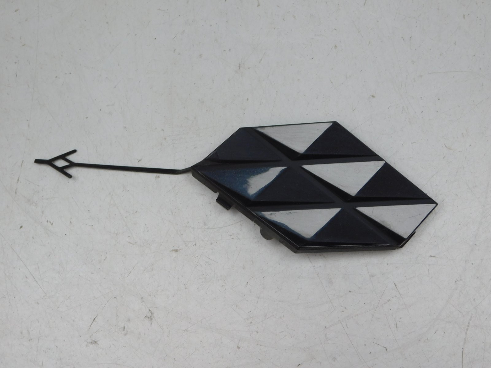 Заглушка буксировочного крюка Geely Coolray I 2020>