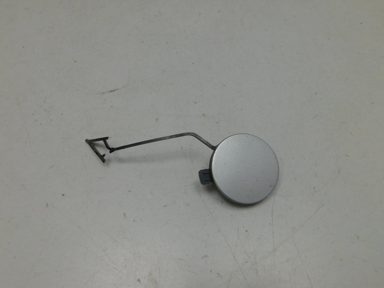 Заглушка буксировочного крюка Volkswagen Touareg 2018>