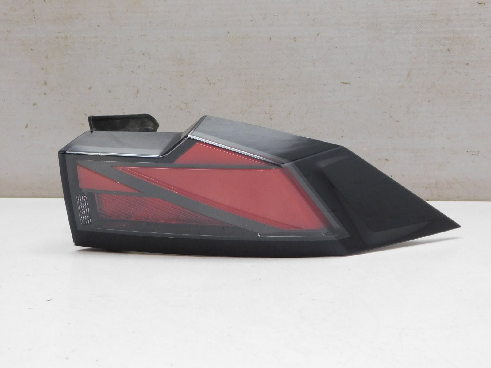 Фонарь задний наружный правый Changan UNI-V 2022>