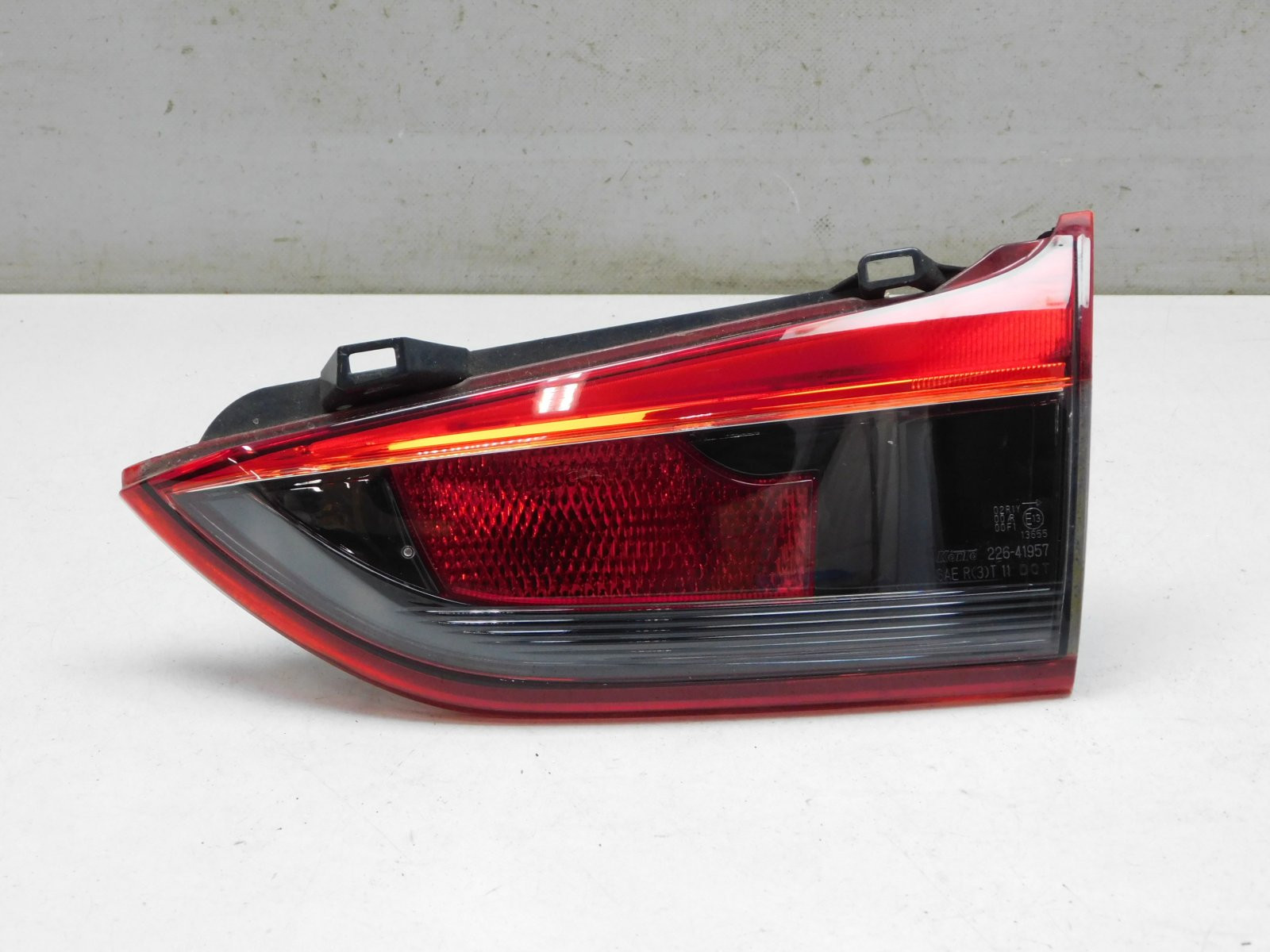 Фонарь задний внутренний правый Mazda 6 (GJ/GL) 2013>